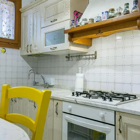 Casa Gelso - Garden, Free Wi-fi, Ac, 3 Bedroom Apartment