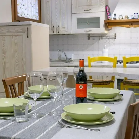 Διαμέρισμα Casa Gelso - Garden, Free Wi-fi, Ac, 3 Bedroom *