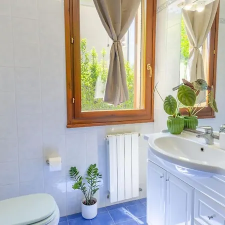Casa Gelso - Garden, Free Wi-fi, Ac, 3 Bedroom Διαμέρισμα