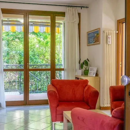 Casa Gelso - Garden, Free Wi-fi, Ac, 3 Bedroom Διαμέρισμα *