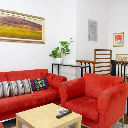 Casa Gelso - Garden, Free Wi-fi, Ac, 3 Bedroom Διαμέρισμα